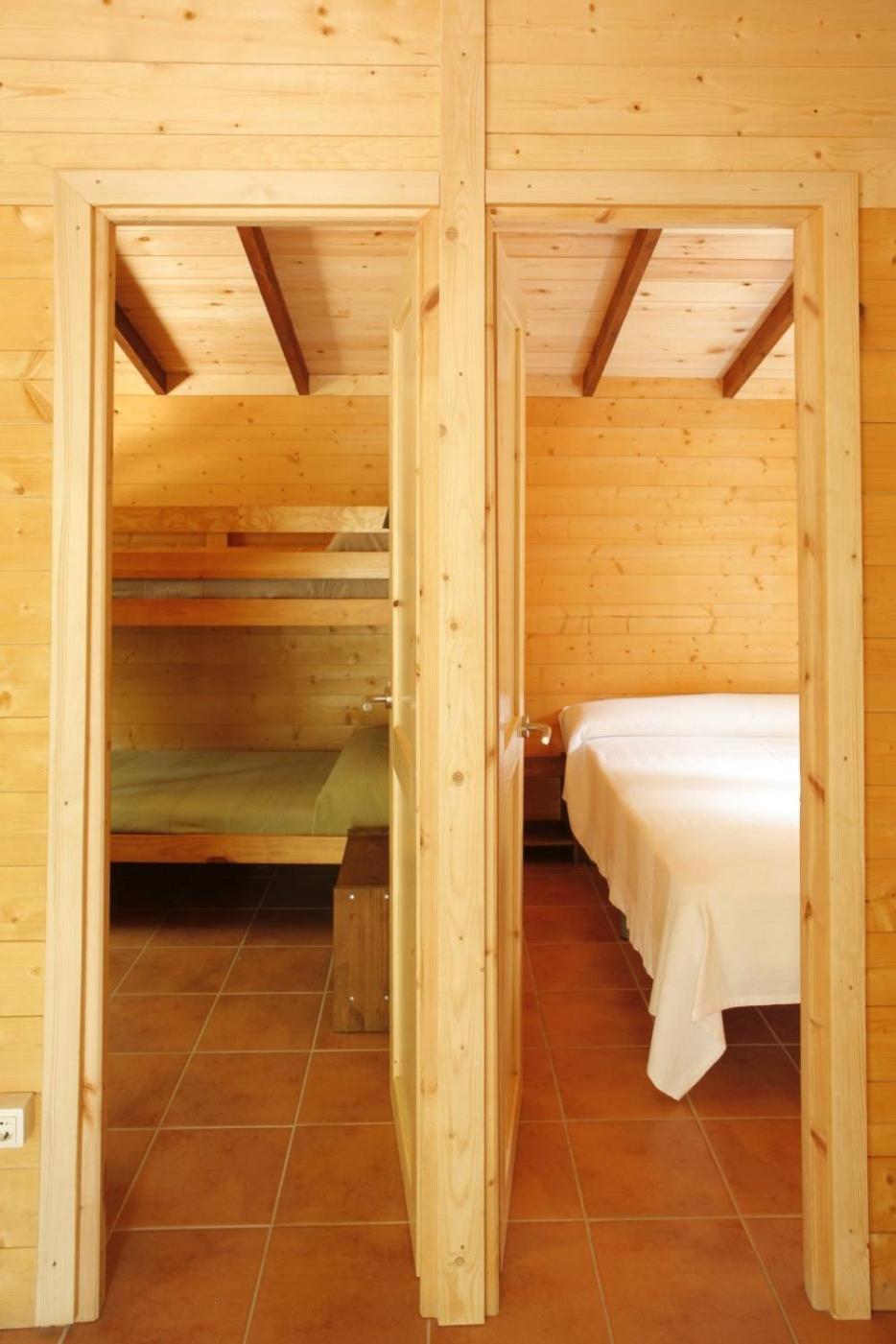 Camping Macanet De Cabrenys Bagian luar foto