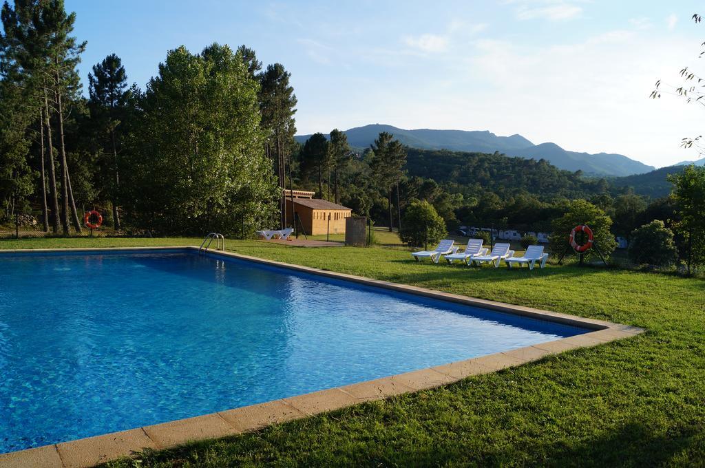 Camping Macanet De Cabrenys Bagian luar foto