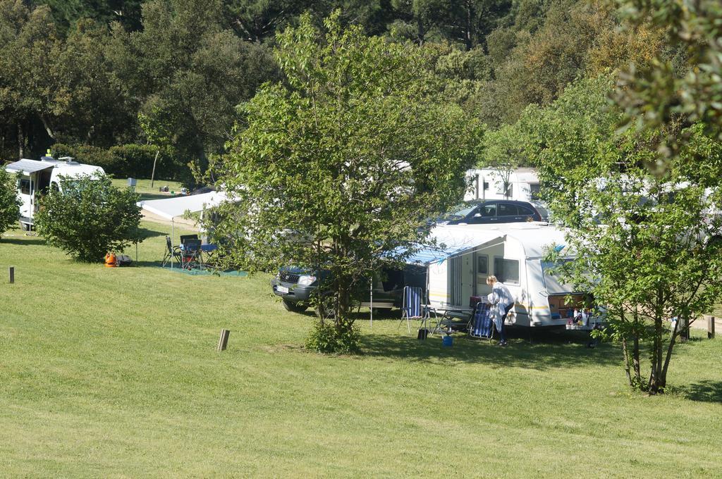 Camping Macanet De Cabrenys Bagian luar foto
