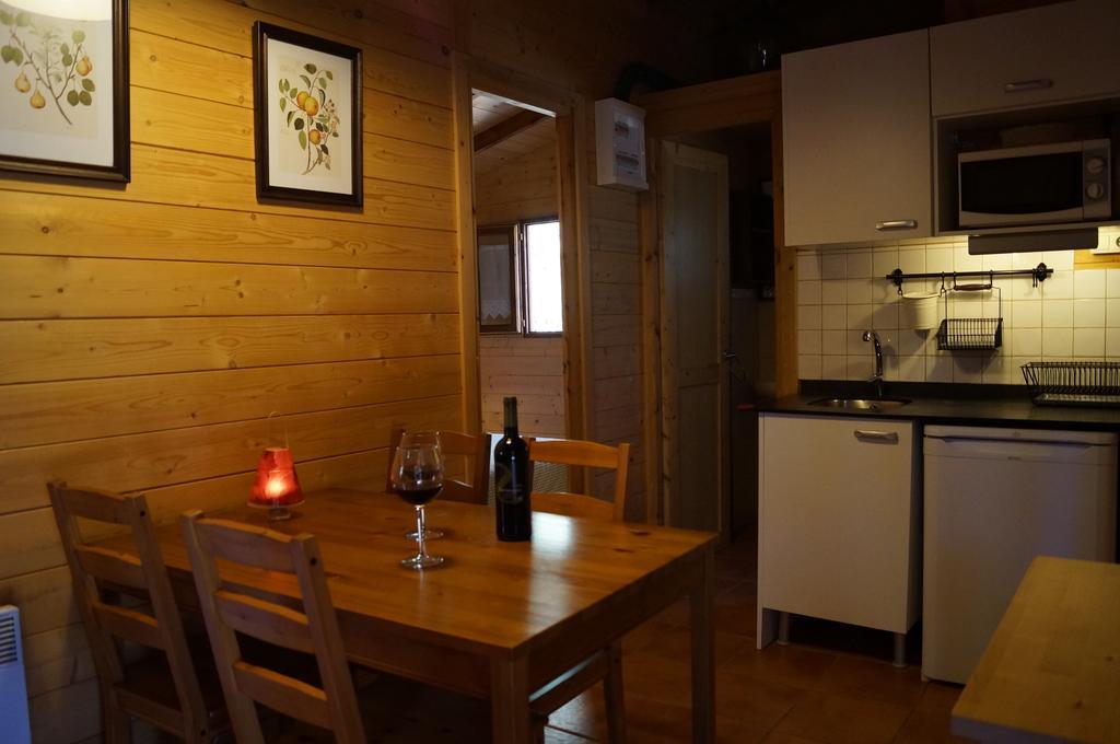 Camping Macanet De Cabrenys Bagian luar foto