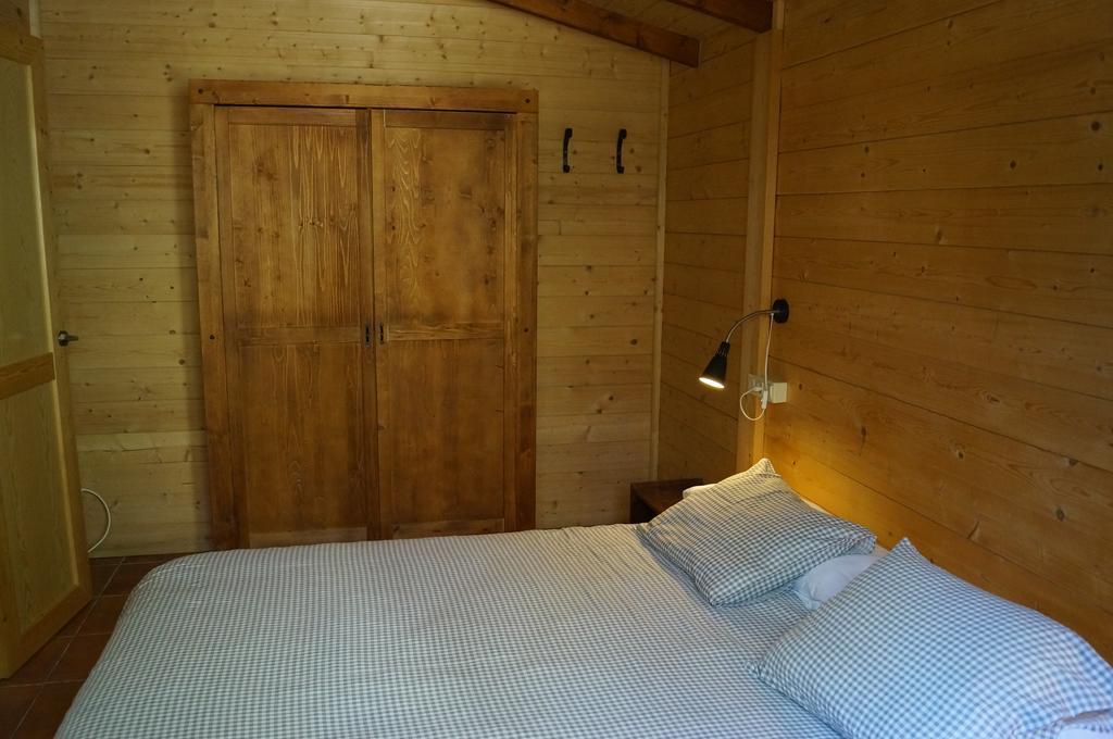 Camping Macanet De Cabrenys Bagian luar foto