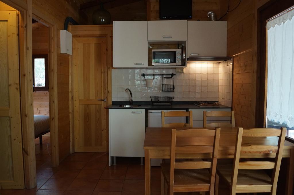 Camping Macanet De Cabrenys Bagian luar foto